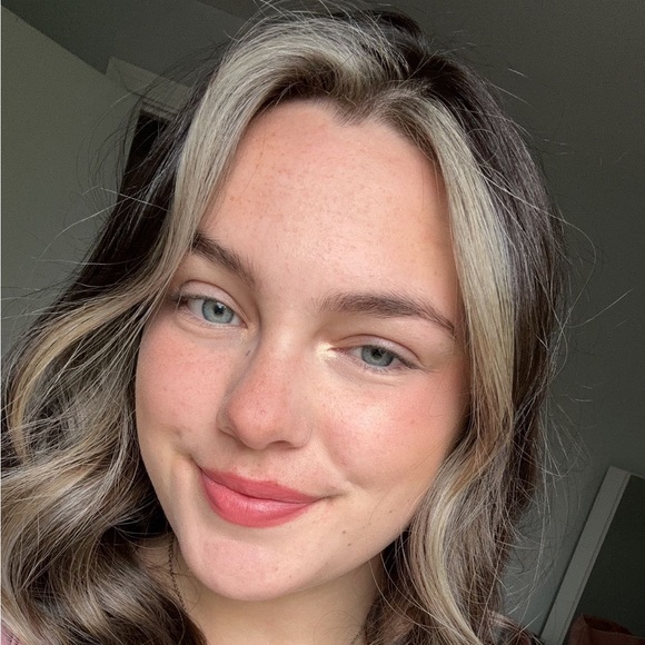 Profile Picture of Madison Kovach (@maddiekov20) on Poshmark