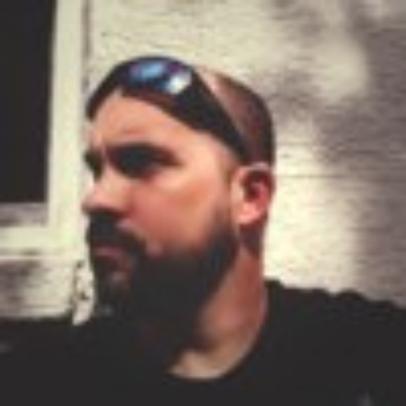 Profile Picture of Joel Wilson (@chaoticcloset77) on Poshmark