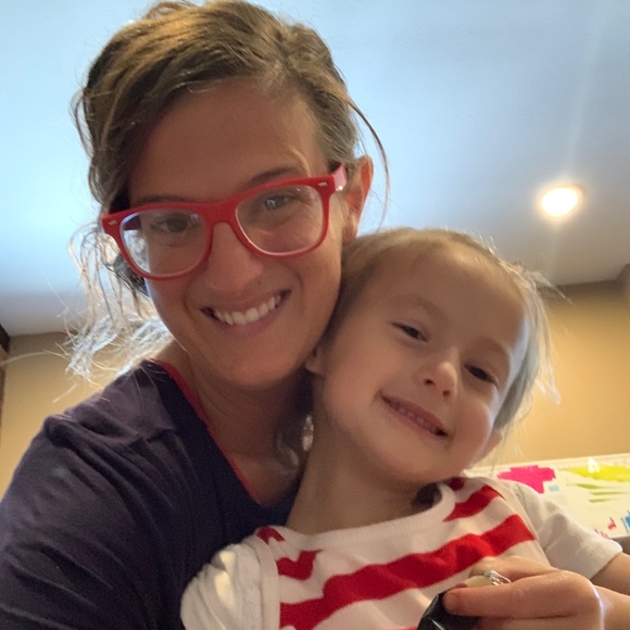 Profile Picture of Tabitha Abatangelo (@tabitha6453) on Poshmark