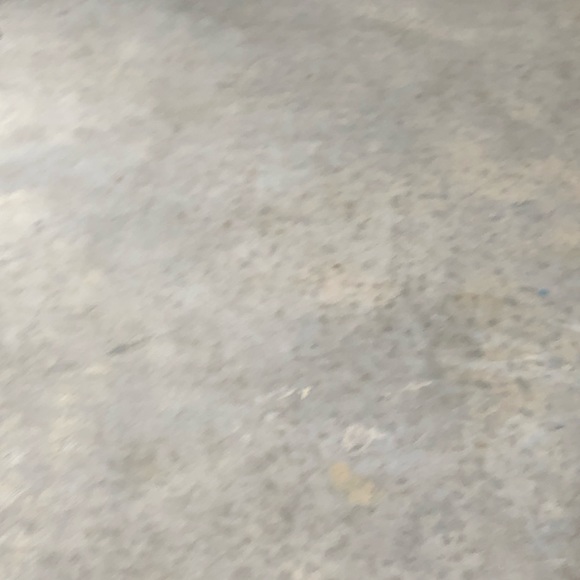 Profile Picture of Juliana Pinto (@jpinto17) on Poshmark