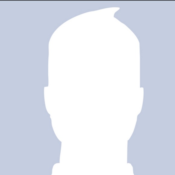 Profile Picture of Sophia Kaczynski (@skaczynski) on Poshmark