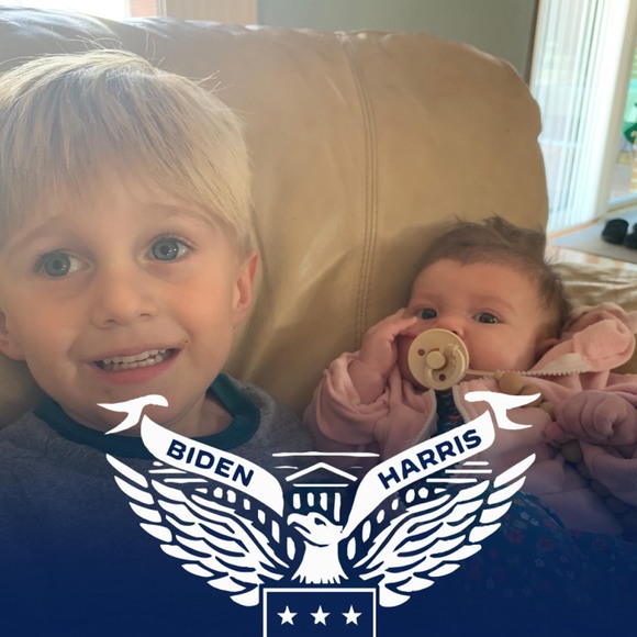 Profile Picture of Brenda Rosecrans (@brendarosecrans) on Poshmark