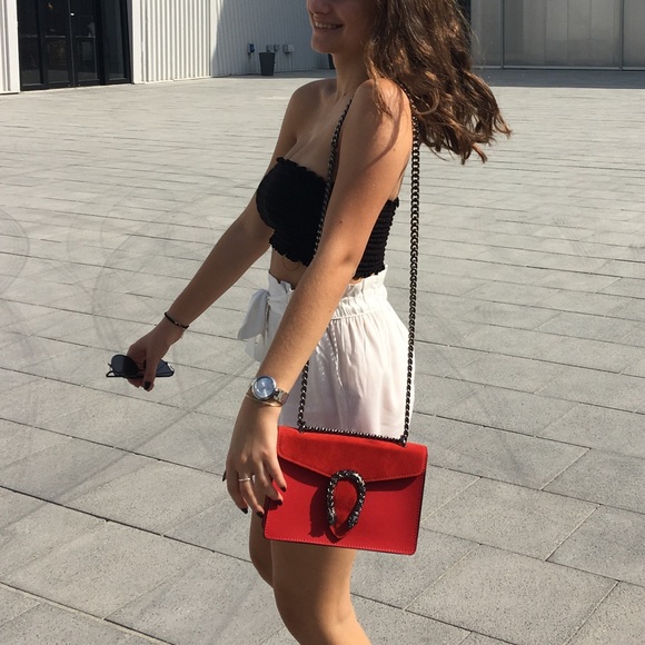 Profile Picture of Lara Sahyoun (@larasahyoun) on Poshmark