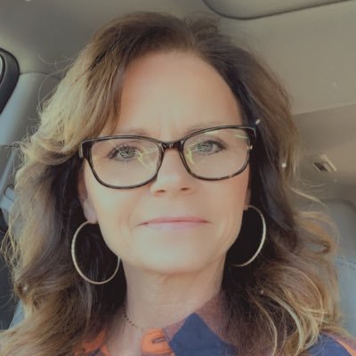 Profile Picture of Heather Hayes (@HeatherH04) on Twitter