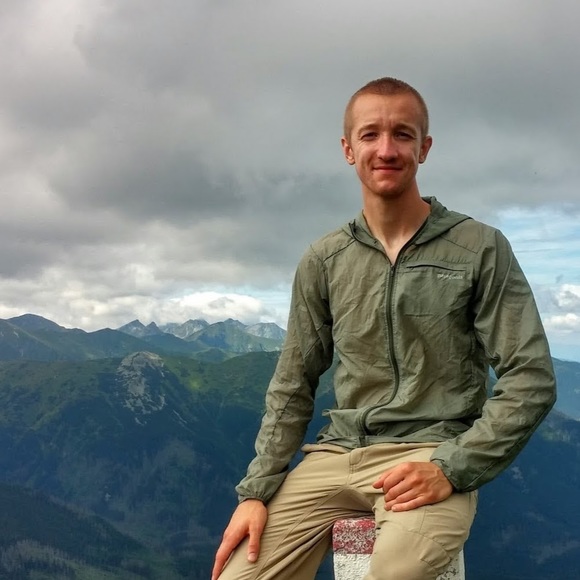 Profile Picture of Edek Falkowski (@falkowskiej) on Poshmark