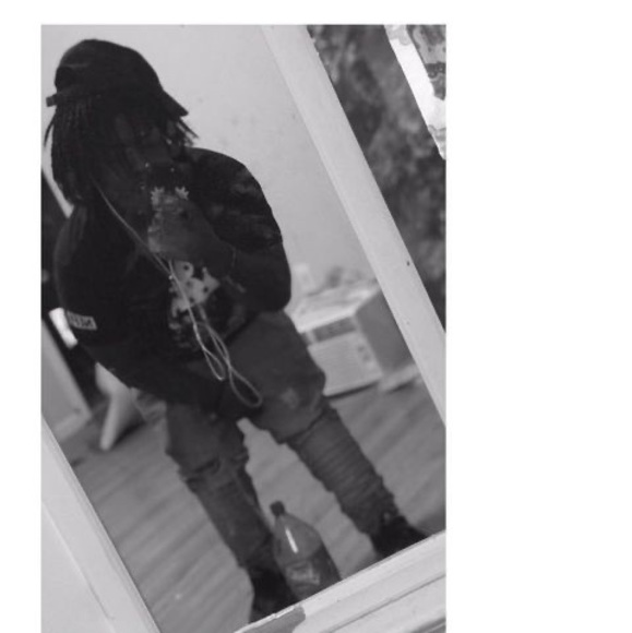 Profile Picture of Terry Faulk (@terryfaulk383) on Poshmark