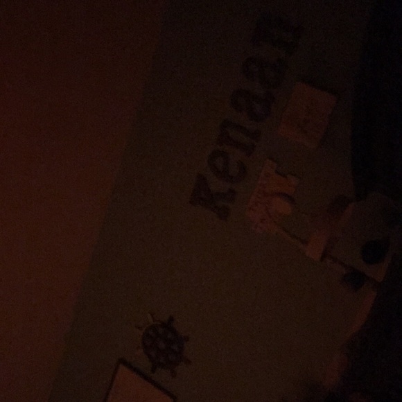 Profile Picture of Samia Ahmed (@samiaahmed672) on Poshmark