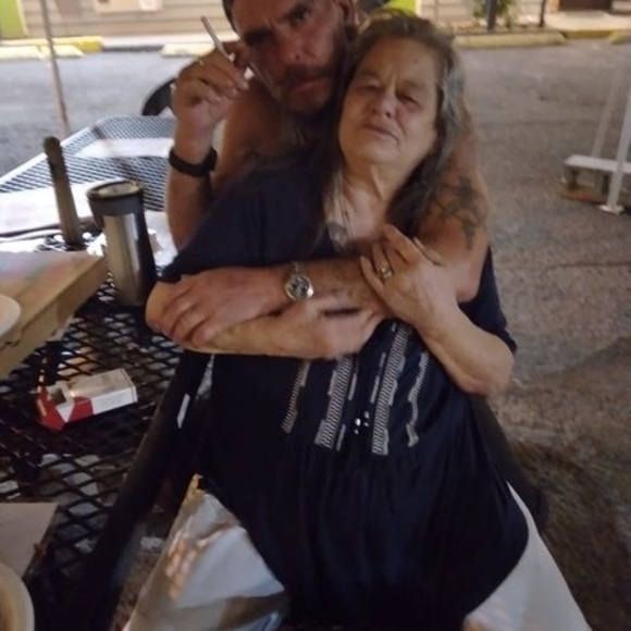 Profile Picture of Debra Knight (@knightdebra055) on Poshmark