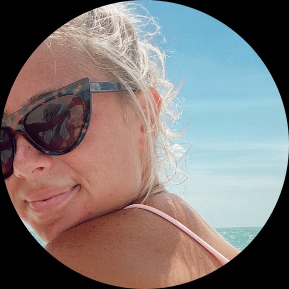 Profile Picture of Krista Palmisano (@kpalmo) on Poshmark