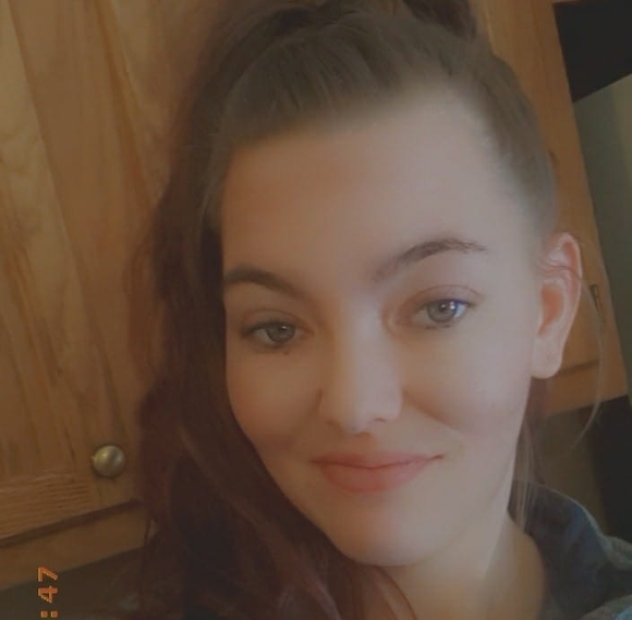 Profile Picture of Michelle Giese (@michellegiese) on Poshmark