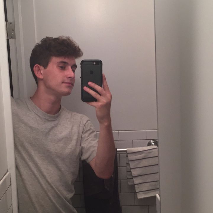 Profile Picture of   Reply to @gina.acevedo... (@lukasbattle) on Tiktok