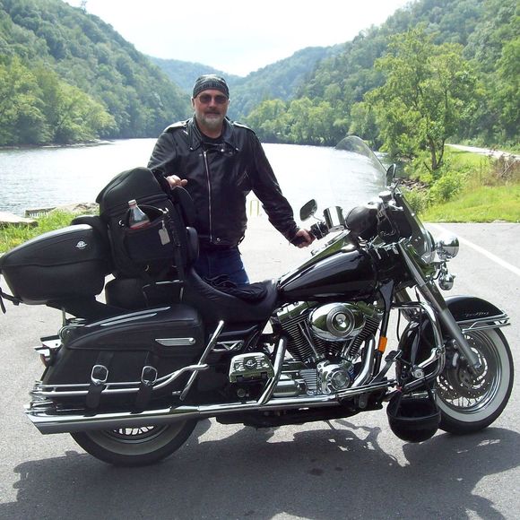 Vaughn Reid - Poshmark Profile Picture of Vaughn Reid (@vaughnreid54) on Poshmark