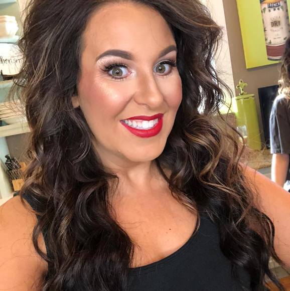 Profile Picture of Carrie Bubenzer (@cbubenzer) on Poshmark