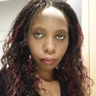 Profile Picture of Elizabeth Hendrix (@glamrockchick09) on Twitter