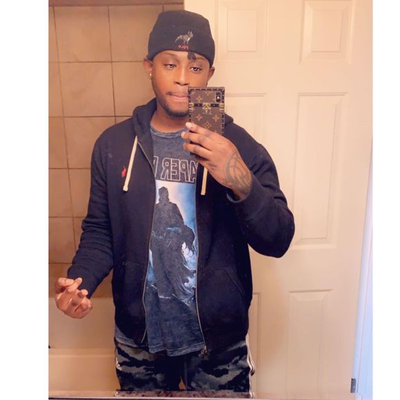 Profile Picture of Shadowxhill Shadowxhill (@stussylee) on Poshmark