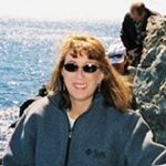 Profile Picture of Jo (@joannneuhaus) on Instagram