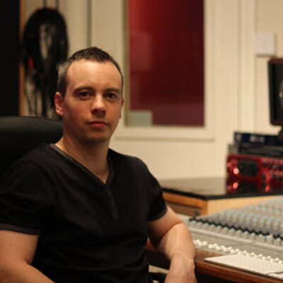 Profile Picture of Neil Haynes (@NHaynesProducer) on Twitter