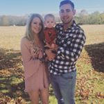 Profile Picture of Taylor & Ashley Hostetler (@taylorhostetler2120) on Instagram