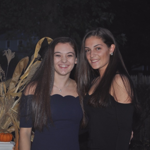 Profile Picture of Shannon Mccamish (@smm1020) on Poshmark