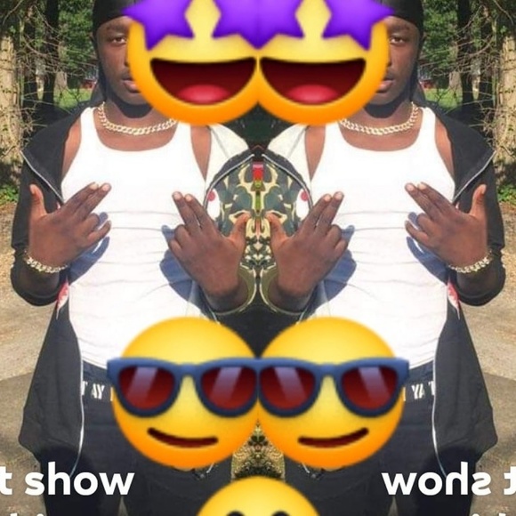 Profile Picture of Jaylen Hooks (@jaylen14268) on Poshmark