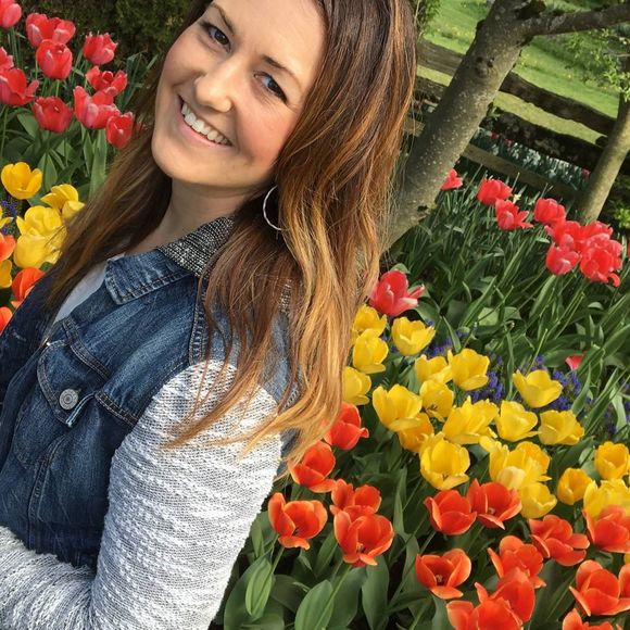 Profile Picture of Shannon Axtman (@shannonb02) on Poshmark