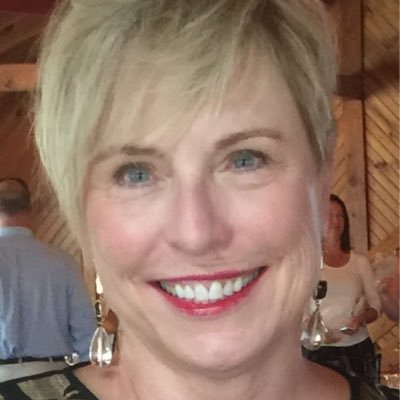 Profile Picture of Claudia Stewart (@CStewartAF) on Twitter