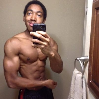 Profile Picture of Jeron Edwards (@JeronEdwards) on Twitter