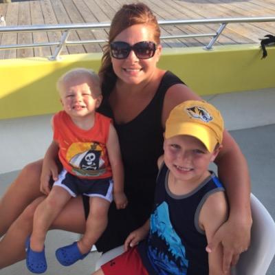 Profile Picture of Amber Castleman (@ambular00) on Twitter