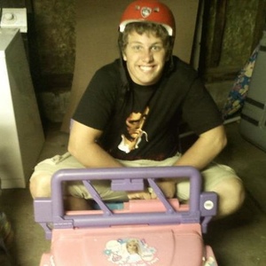 Profile Picture of Corey Garry (@imadeuchebag) on Myspace