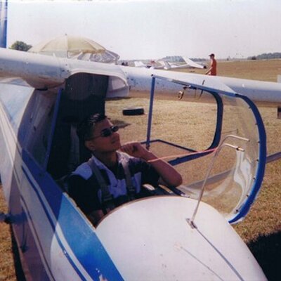 Profile Picture of HungDinh (@HungDinh) on Twitter