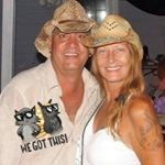 Profile Picture of Robin To The Hanright (@robintothehanright) on Instagram