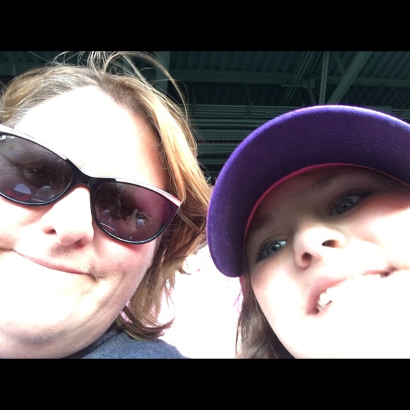 Profile Picture of Kristin Cononico (@kcononico06) on Poshmark