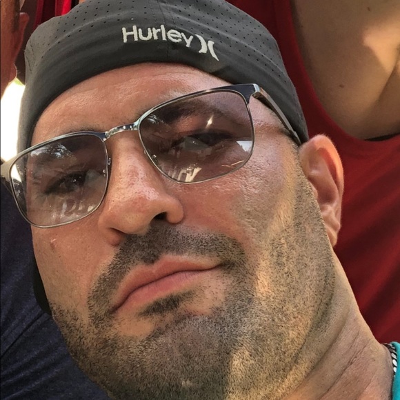 Profile Picture of Jeremy Cook (@jjcook21) on Poshmark