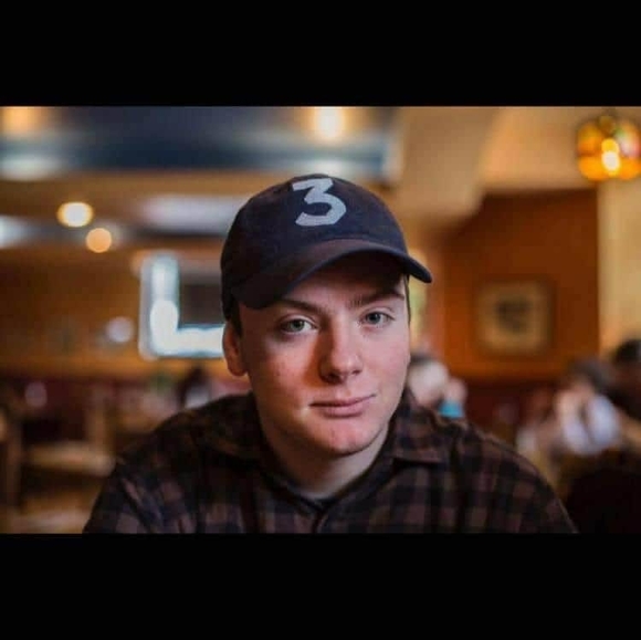 Profile Picture of Daniel Coppinger (@danielcoppinger) on Poshmark