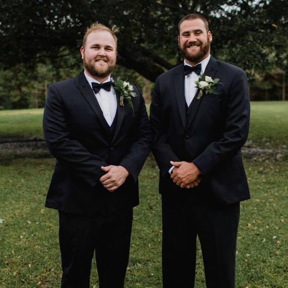 Profile Picture of Chris Cryer (@chris_cryer) on Poshmark