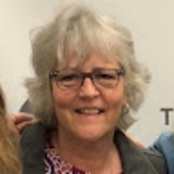 Profile Picture of Tracey Hudson (@traceyhudson451) on Poshmark