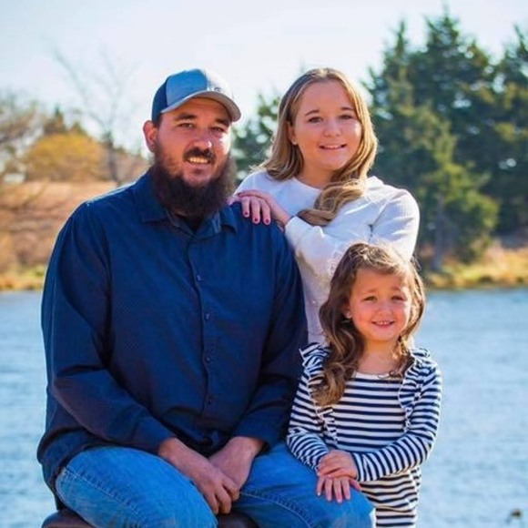 Profile Picture of Steven Moore (@stevenmoore1989) on Poshmark