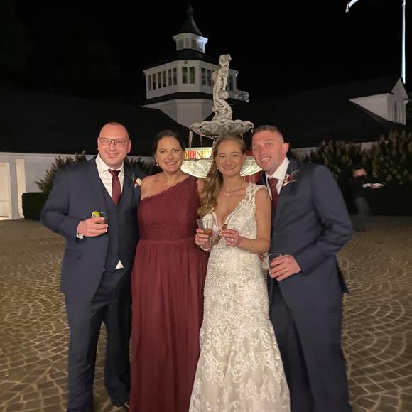 Profile Picture of Kelsey Galka (@galkaka) on Poshmark