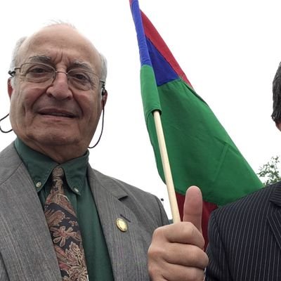 Profile Picture of Robert Darius (@ZABOL1321) on Twitter