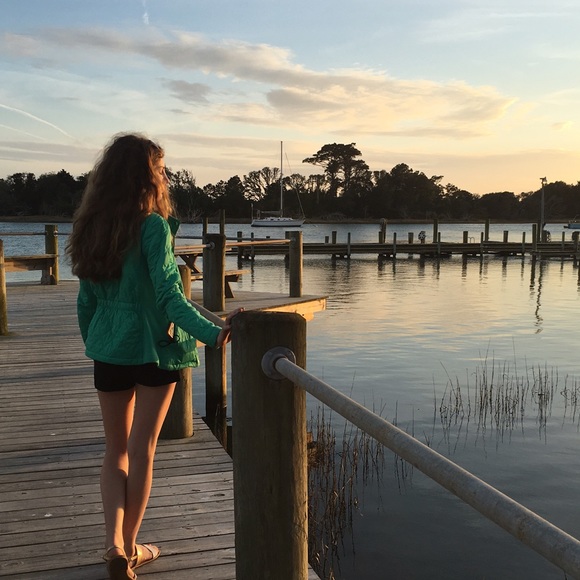 Profile Picture of Audrey Cunningham (@aaudreyrose) on Poshmark