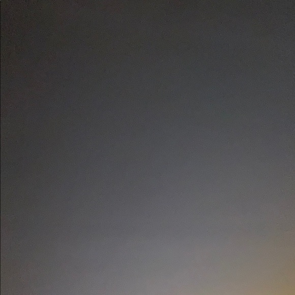 Profile Picture of Leslie-anne Oshust (@loshust) on Poshmark