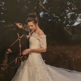 Profile Picture of Alyson Elliott (@alysonelliott) on Pinterest