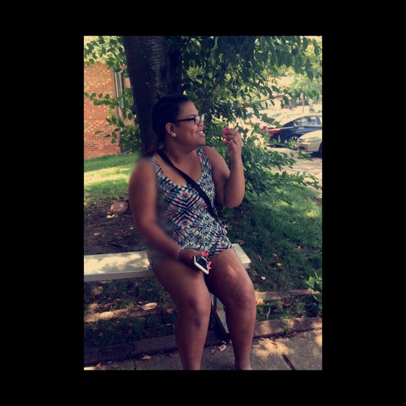 Michelle Figaro - Poshmark Profile Picture of Michelle Figaro (@iamdomarican) on Poshmark