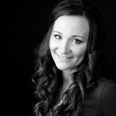 Profile Picture of Lisa Mari Watson (@LisaMariWatson) on Twitter