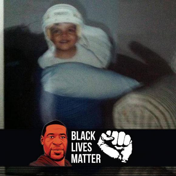 Profile Picture of Isaac Santana (@isaacsantana884) on Poshmark