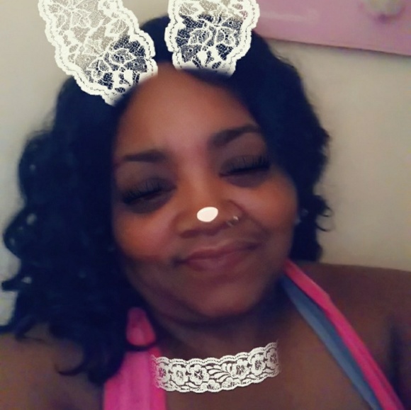 Profile Picture of Jacquelyn Williams (@jackiedub) on Poshmark