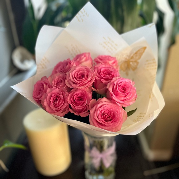 Profile Picture of Lelianna Carrillo (@lelicarrillo) on Poshmark