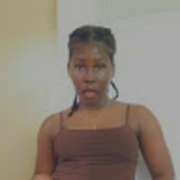 Profile Picture of Shakira cassy Mesidor (@smesidor) on Poshmark