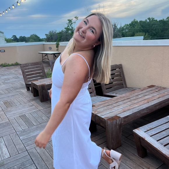 Profile Picture of Cara Chilson (@cara_chilson) on Poshmark