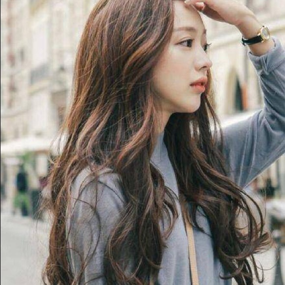 Liana Zong - Poshmark Profile Picture of Liana Zong (@stoneorg) on Poshmark